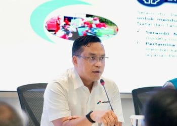 Dirut Pertamina tegaskan tidak cari untung dari SPBU swasta yang alami kelangkaan BBM. Harga BBM Pertamina juga tidak naik. (Foto: Dok. Pertamina).