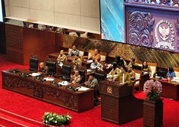 DPR resmi mengesahkan RUU Kepariwisataan menjadi undang-undang. Simak dampak dan strategi baru bagi industri pariwisata Indonesia. (Sumber: kompas.com/Rahel)