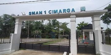 Siswa di Banten mogok sekolah usai kepala SMA menegur dan menampar murid yang merokok. Kasus ini sedang diklarifikasi oleh Dinas Pendidikan. (Foto: Kompas.com)