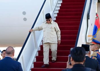 Presiden Prabowo tiba di Mesir untuk menghadiri KTT Perdamaian Gaza dan menyaksikan penandatanganan perjanjian penghentian perang di Sharm El-Sheikh. (Foto: ANTARA/HO-Sekretariat Presiden)