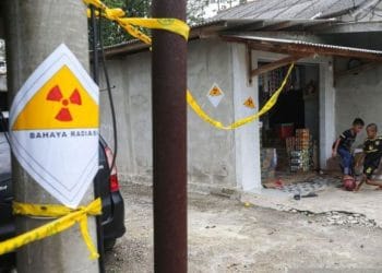 Pemerintah memperketat impor besi tua usai kasus radioaktif Cs-137. Proses rekomendasi teknis kini diawasi lebih ketat untuk mencegah kontaminasi. (Foto: Angga Budhiyanto/rwa.)