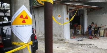 Pemerintah memperketat impor besi tua usai kasus radioaktif Cs-137. Proses rekomendasi teknis kini diawasi lebih ketat untuk mencegah kontaminasi. (Foto: Angga Budhiyanto/rwa.)