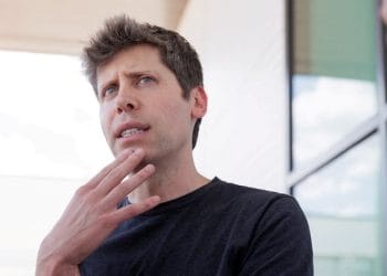 Sam Altman tegaskan fokus OpenAI ke sektor bisnis dengan transformasi ChatGPT menjadi platform layanan terpusat. (Foto: REUTERS/Shelby Tauber)