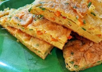 Telur dadar Padang tebal tanpa kelapa dan tepung, tetap mengembang meski sudah dingin. (Sumber: Piknikdong)