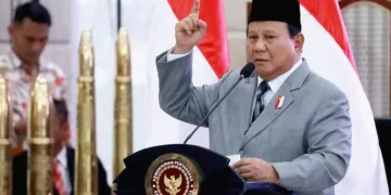 Presiden Prabowo Subianto menegaskan akan mengganti menteri yang tetap bandel meski sudah tiga kali diperingatkan. Ia menegaskan reshuffle demi kepentingan rakyat. (Foto: Istimewa)