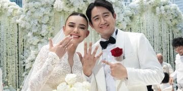 Suvenir pernikahan Amanda Manopo dan Kenny Austin jadi sorotan publik karena berisi barang mewah seperti televisi dan logam mulia. (Foto: Instagram @rollmoments)