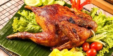 Hidangan ayam Taliwang khas Lombok, siap disajikan. (Sumber: Dapur Kobe)