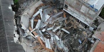 Pemerintah berencana memberikan pelatihan konstruksi kepada santri pondok pesantren untuk menjaga budaya gotong royong sekaligus meningkatkan keamanan bangunan. (Foto: ANTARA FOTO/Umarul Faruq)