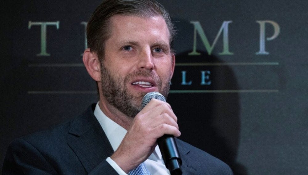 Eric Trump menjadi sorotan usai Presiden Prabowo terdengar ingin menemuinya. Siapa sebenarnya putra Donald Trump ini? Simak profil lengkapnya di sini. (Foto: Bisnis.com)