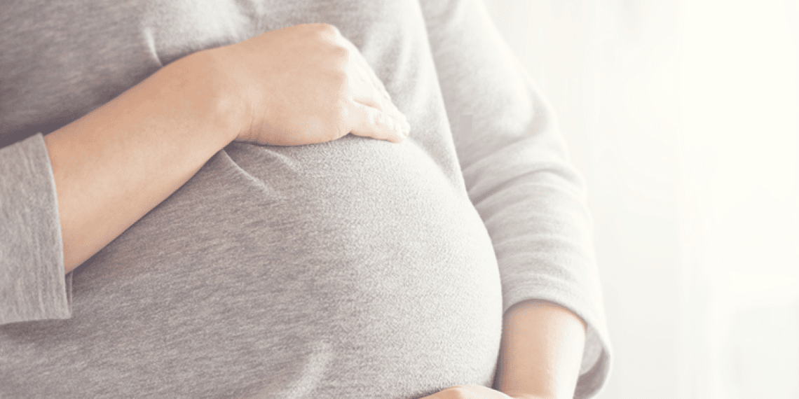 Depresi saat hamil dan nifas jauh lebih tinggi dibanding orang dewasa lain. Simak data, faktor risiko, dan upaya mitigasi. (Foto: sariasih.id).