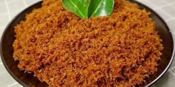 Serundeng kelapa gurih manis. (Sumber: Sajian Sedap)