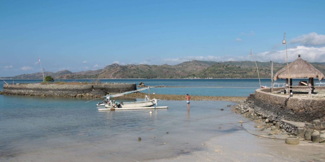 Pemprov NTB membantah kabar reklamasi Gili Gede. Izin yang diterbitkan hanya untuk pembangunan terminal khusus dan water bungalow, bukan reklamasi. (Foto: RRI)