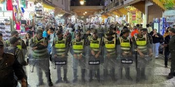 Gelombang demo di Maroko ricuh. Massa menyerang kantor polisi, dua orang dilaporkan meninggal dunia. (Sumber: REUTERS/Ahmed El Jechtimi)