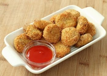 Nugget tempe homemade praktis dan gurih, cocok jadi camilan sehat keluarga. Cara buatnya mudah, rasanya dijamin nagih. (Sumber: Cookpad)