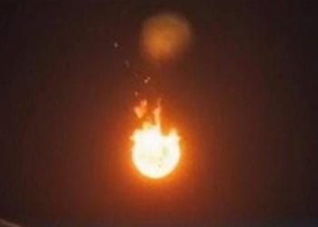 BMKG dan BRIN menjelaskan penyebab suara ledakan di Cirebon akibat meteor. Simak fakta, ukuran meteor, dan kronologinya di sini. (Sumber: Instagram)