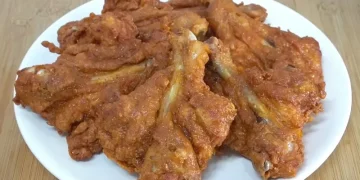 Ayam goreng kipas renyah. (Sumber: Youtube / Tri Pujis)