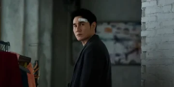 Film horor Shutter 2025 menghadirkan kisah menyeramkan tentang fotografer yang dihantui arwah setelah kejadian tragis. (Foto: Falcon Pictures)