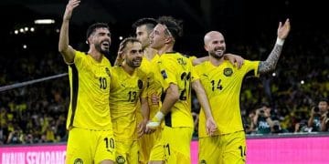 Skandal naturalisasi Malaysia menyoroti dampak penggunaan pemain asing ilegal di Asia Tenggara dan peringatan serius bagi sepak bola regional. (Foto: Twitter @FAM_Malaysia)