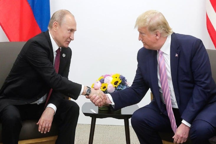 Trump Frustrasi, Pertemuan dengan Putin Dibatalkan Karena Tak Ada Kemajuan Donald Trump membatalkan pertemuan dengan Vladimir Putin karena frustrasi negosiasi damai Rusia-Ukraina selalu mandek tanpa hasil. (Foto: kremlin.ru)