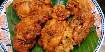 Resep Ayam Goreng Terasi super gurih dan wangi, cocok untuk menu hemat harian dan ide jualan. Mudah dibuat hanya 30 menit. (Foto: Cookpad @noona_hilda)