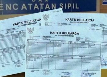 Ketahui syarat dan cara membuat KK baru setelah menikah untuk memperbarui data kependudukan dan administrasi keluarga. (Foto: Tempo)