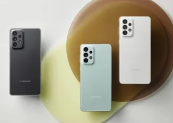 Samsung dikabarkan akan merilis Galaxy A77 setelah hampir empat tahun absen, muncul bocoran performa dan RAM di Geekbench. (Foto: Reddit)