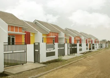 Harga rumah subsidi di Bekasi tahun 2025 masih Rp 185 juta sesuai ketentuan Kepmen PUPR. Simak daftar harga nasional dan syarat pembeliannya di sini. (Foto: Jendela360.com)