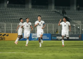 Timnas Indonesia U-23 memulangkan tiga pemain diaspora jelang uji coba lawan Mali. Indra Sjafri menegaskan keputusan diambil untuk kebutuhan performa saat ini. (Foto: PSSI.org)