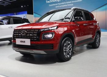 Hyundai Venue hadir sebagai LSUV kompak dengan fitur modern, mesin turbo, dan desain sporty. Namun harganya disebut terlalu tinggi untuk kelasnya. (Foto: KOMPAS.com/Gregy)