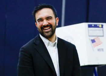 Sejumlah politikus Partai Republik mendesak pencabutan kewarganegaraan Zohran Mamdani. Pakar hukum menilai peluang itu sangat kecil. (Foto: AFP/LEONARDO MUNOZ)