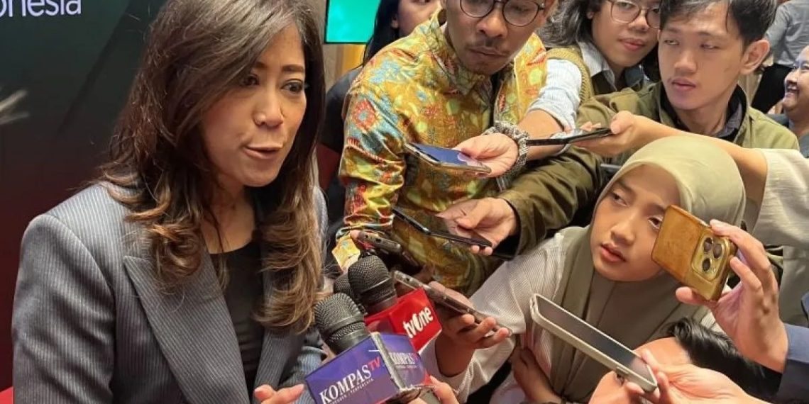 Menkomdigi Meutya Hafid menyoroti ratusan anak terpapar terorisme lewat media sosial dan game online, serta meminta orang tua memperketat pengawasan aktivitas digital. (Foto: TB News)