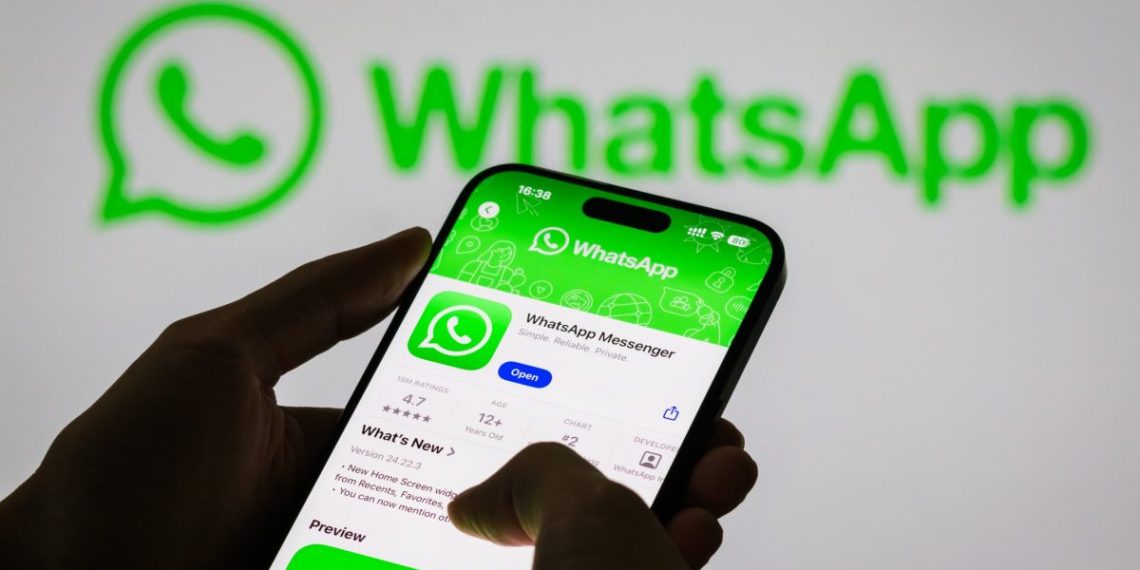 WhatsApp Siapkan Fitur Mirip DM Instagram untuk Menyaring Pesan Nomor Asing WhatsApp mengembangkan fitur baru mirip DM Instagram untuk menyaring pesan dari nomor tidak dikenal dan menjaga privasi pengguna. (Foto: Getty Images)