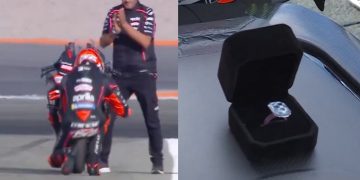 Marco Bezzecchi mencuri perhatian dengan aksi melamar motor RS-GP setelah memenangi MotoGP Valencia. Ia mengungkap cerita taruhan dan motivasi besar di balik aksi unik itu. (Foto: X)