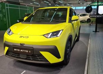 Penjualan mobil BYD melonjak pada Oktober 2025, masuk 5 besar dan menggusur Honda dari posisi lima besar. (Foto: Nadya/Carmudi)