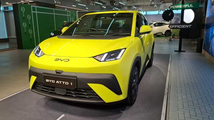 BYD Masuk 5 Besar Mobil Terlaris Oktober 2025, Honda Tergusur Penjualan mobil BYD melonjak pada Oktober 2025, masuk 5 besar dan menggusur Honda dari posisi lima besar. (Foto: Nadya/Carmudi)