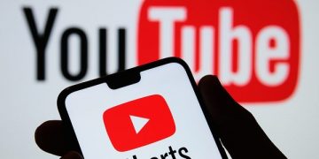 YouTube menghadirkan fitur baru untuk membantu orangtua mengatur akses anak pada Shorts, lengkap dengan kontrol harian dan pengawasan keluarga. (Foto: Alanspicer.com)