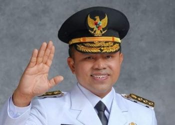 KPK melakukan OTT di Riau dan mengamankan Gubernur Abdul Wahid bersama 9 orang lainnya. Uang tunai turut disita dalam operasi ini. (Foto: Voi)