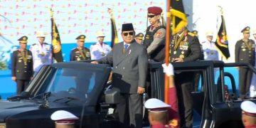 Putusan MK menegaskan polisi aktif tidak boleh menduduki jabatan sipil. DPR berharap Presiden segera menarik personel Polri dari kementerian dan lembaga. (Foto: Voi.id)