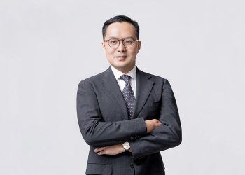 Patrick Walujo resmi mundur sebagai CEO GoTo dan digantikan oleh Hans Patuwo, dalam proses suksesi yang disiapkan matang oleh manajemen. (Foto: Detik Finance)