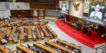 DPR gelar rapat paripurna pagi ini untuk membahas RUU KUHAP yang telah disepakati Komisi III bersama pemerintah. (Foto: Antara)