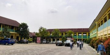 Komisi V DPRD Banten meminta pemprov mengevaluasi dan menghapus jurusan SMK yang dianggap tidak relevan demi meningkatkan penyerapan tenaga kerja lokal. (Foto: TRIBUNBANTEN/MARTEENRONALDOPAKPAHAN)
