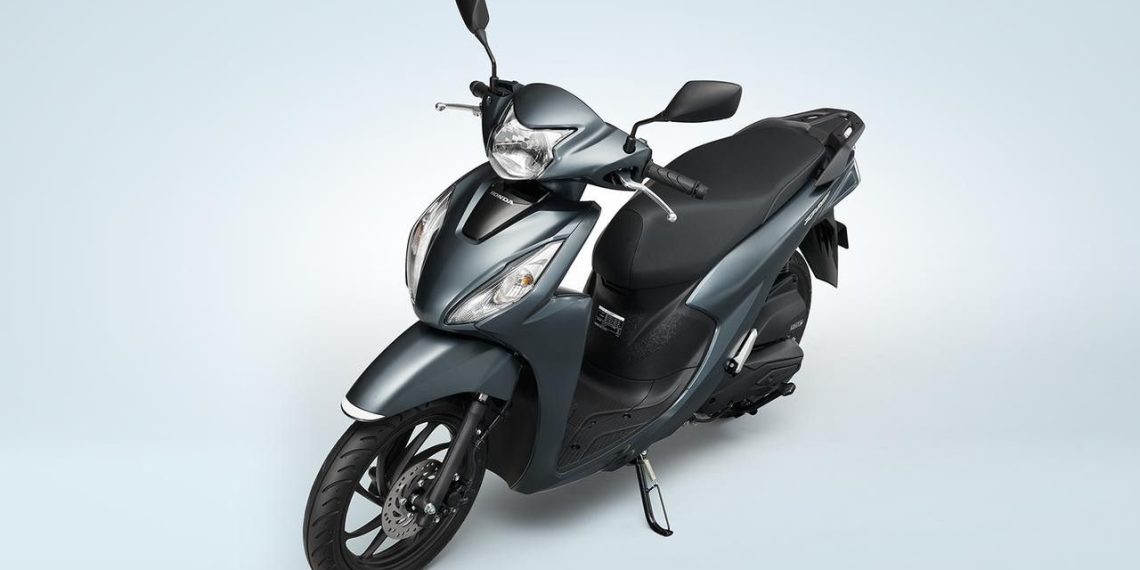 Honda merilis Dio 110 Lite sebagai skutik mungil bergaya klasik dengan mesin 109 cc dan konsumsi BBM 56,6 km per liter. (Foto: ngaspal.id)