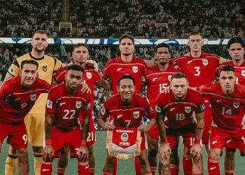 Ranking FIFA terbaru menempatkan Indonesia di posisi 122 dunia, tetap di bawah Malaysia yang naik dua tingkat setelah hasil positif di kualifikasi Piala Asia. (Foto: sport.fin.co.id)