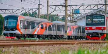 Dirut KCI resmi diganti di tengah viralnya kasus tumbler hilang di KRL. Proses evaluasi, klarifikasi, dan dinamika SOP penanganan barang hilang jadi sorotan publik. (Foto: PT. KAI)