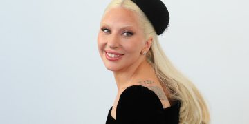 Lady Gaga mengungkap dirinya sempat dirawat psikiater setelah syuting A Star Is Born. Ia menceritakan perjuangan berat yang dialaminya hingga kembali pulih. (Foto: JB Lacroix/FilmMagic)