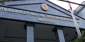 Sidang perdana kasus kerusuhan demo Agustus 2025 digelar PN Jakarta Pusat hari ini dengan agenda pembacaan dakwaan terhadap 23 terdakwa. Berikut detail perkaranya. (Foto: Kompas)
