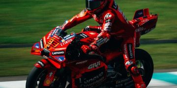 Ducati disebut sebagai motor terkuat di MotoGP 2025 setelah performa Marc Marquez. Bagnaia menilai Desmosedici masih mendominasi jelang MotoGP Valencia. (Foto: Ducati)