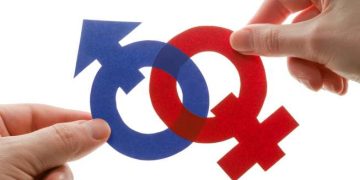 Jenis kelamin bayi ditentukan oleh sperma ayah yang membawa kromosom X atau Y. Pelajari bagaimana proses ini terjadi secara ilmiah. (Foto: Shutterstock)