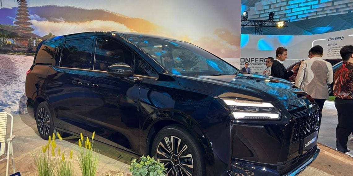 Wuling Darion resmi meluncur di Indonesia dengan harga mulai Rp 356 juta untuk 1.500 pembeli pertama. Hadir dalam dua varian, PHEV dan EV. (Foto: IDN Times/Fadhliansyah)