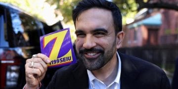 Wali Kota Muslim New York Zohran Mamdani menegaskan komitmennya melawan anti-semitisme setelah dituding anti-Yahudi karena pandangannya soal Gaza. (Foto: REUTERS/Shannon Stapleton)